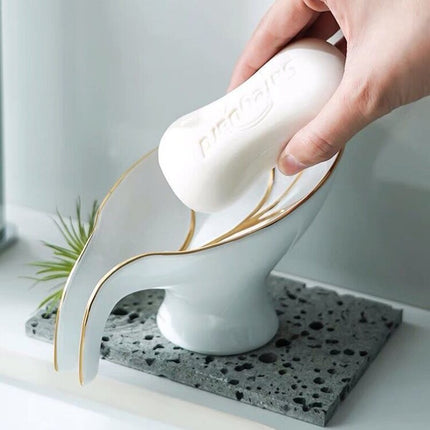 Lehden muotoinen keraaminen saippua-alusta