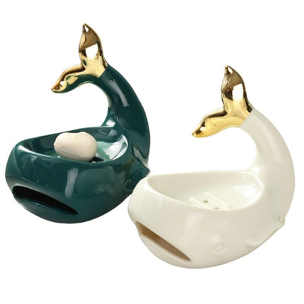 Keraaminen valaanmuotoinen saippua-alusta