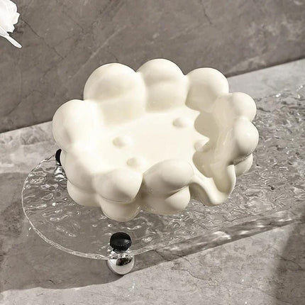 Keraaminen pilvenmuotoinen saippuakuppi kylpyhuoneeseen