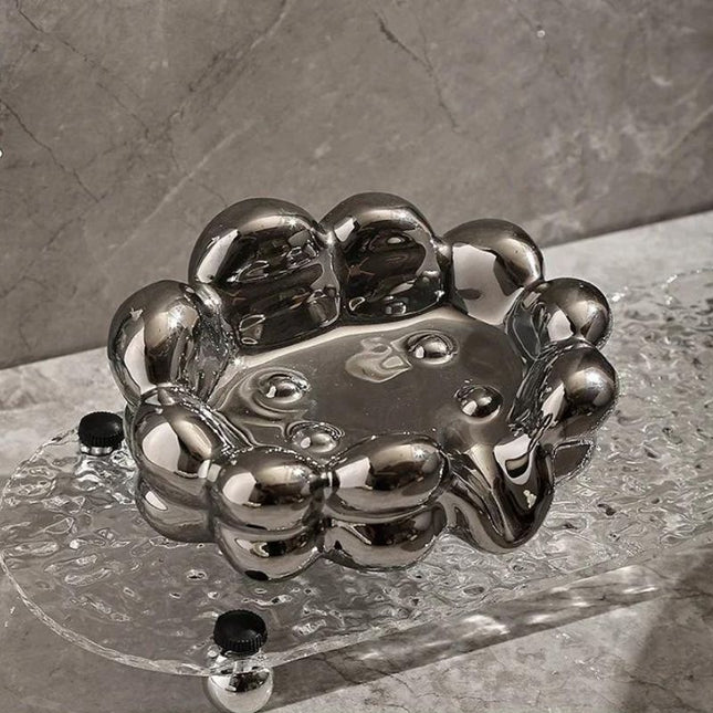 Keraaminen pilvenmuotoinen saippuakuppi kylpyhuoneeseen