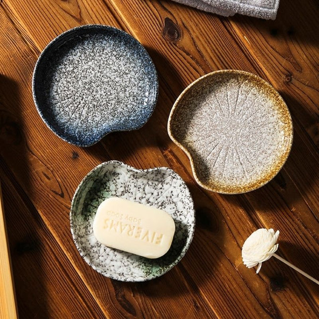 Keraaminen lumme saippua-alusta