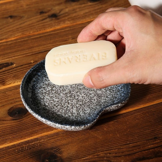 Keraaminen lumme saippua-alusta